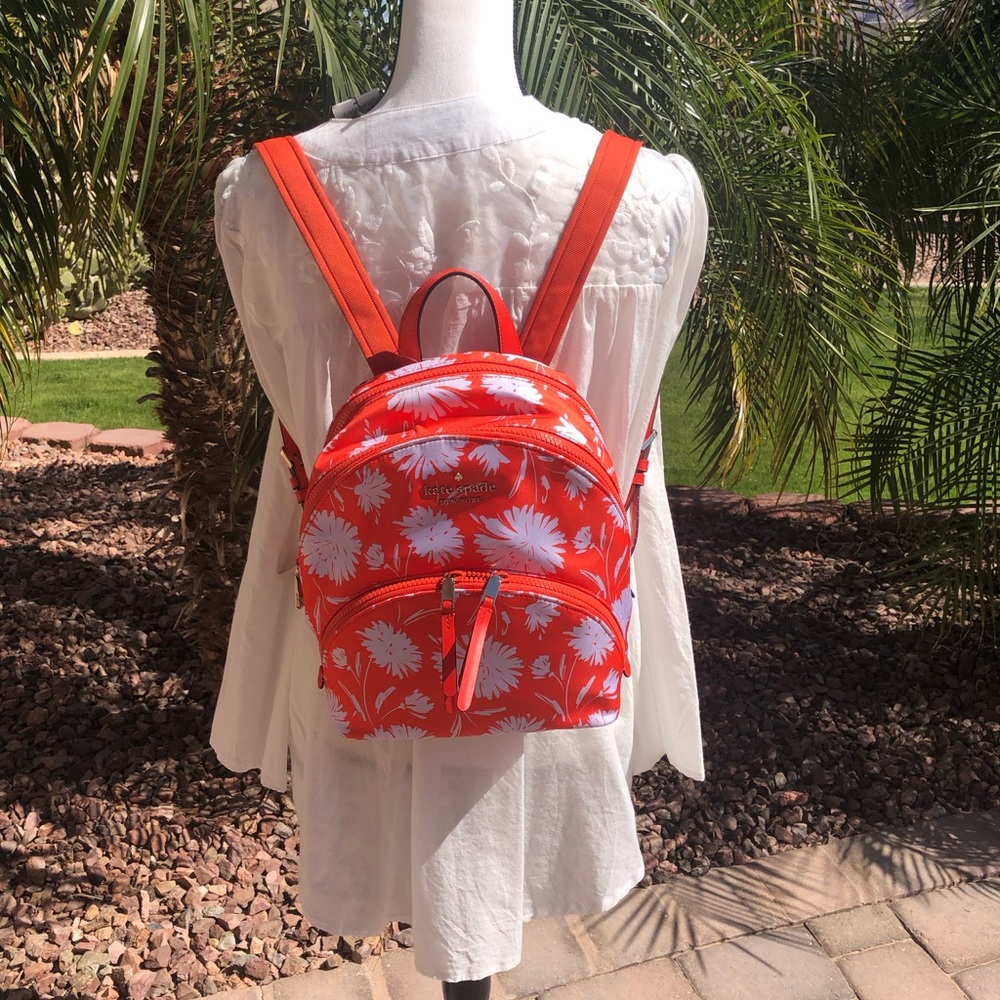 Kate Spade medium backpack- NWT Karissa wild bloom